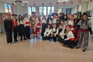Vercelli: flash mob piratesco alla scuola primaria Bertinetti