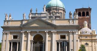 Nuovi amministratori parrocchiali per le comunit&agrave; guidate da don Trimin&igrave;