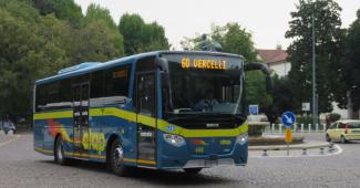 Vercelli, autobus: "Su 63 persone controllate, 51 non avevano il biglietto"