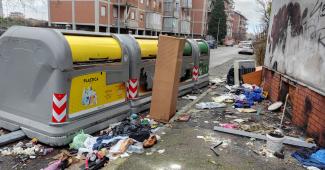 Via Monfalcone: discarica a cielo aperto