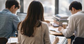 Pagati gli assegni per tutti gli studenti idonei