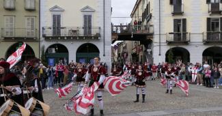 Vercelli: in citt&agrave; 800 rievocatori per "Vercellae Hospitales"