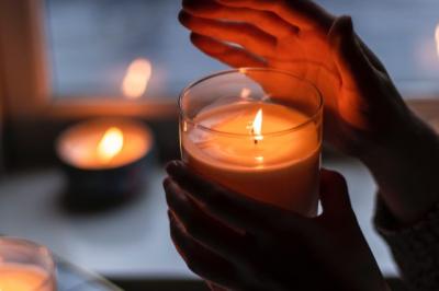 Candela alla finestra