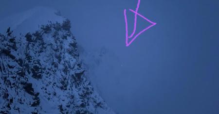 Alagna: le immagini del salvataggio dei due alpinisti bloccati sul Monte Rosa