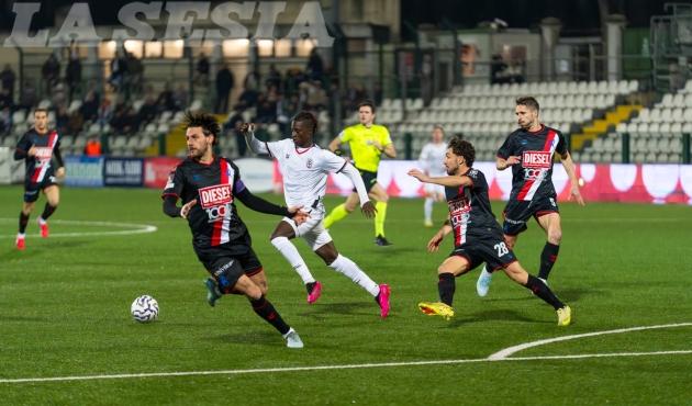 Pro Vercelli - L.R. Vicenza: le foto pi&ugrave; belle della partita