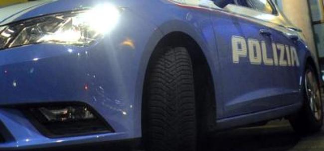 Novara: furto in un esercizio commerciale, un arresto