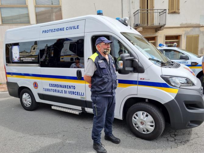 Borgo Vercelli inaugurazione mezzo Protezione civile