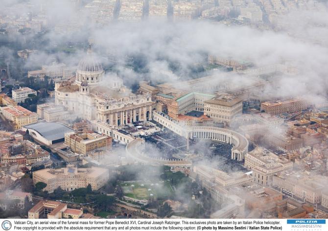 Funerali del Papa emerito Benedetto XVI (Foto di Massimo Sestini)