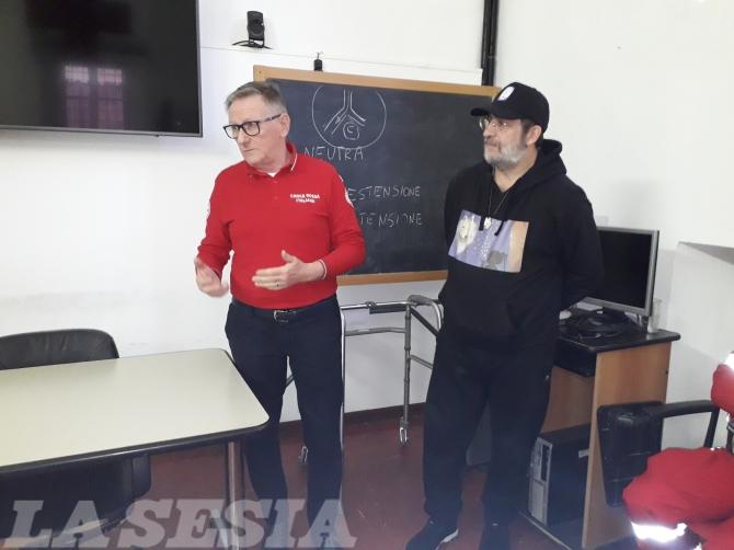 Dono Carlo Olmo a Croce rossa Vercelli