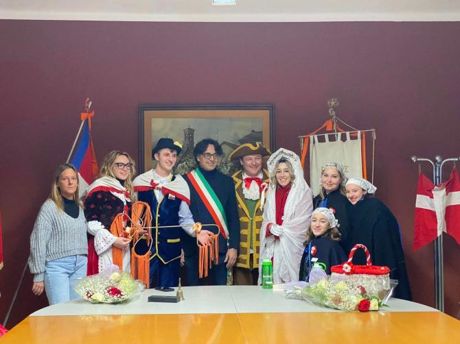 Consegna chiavi maschere