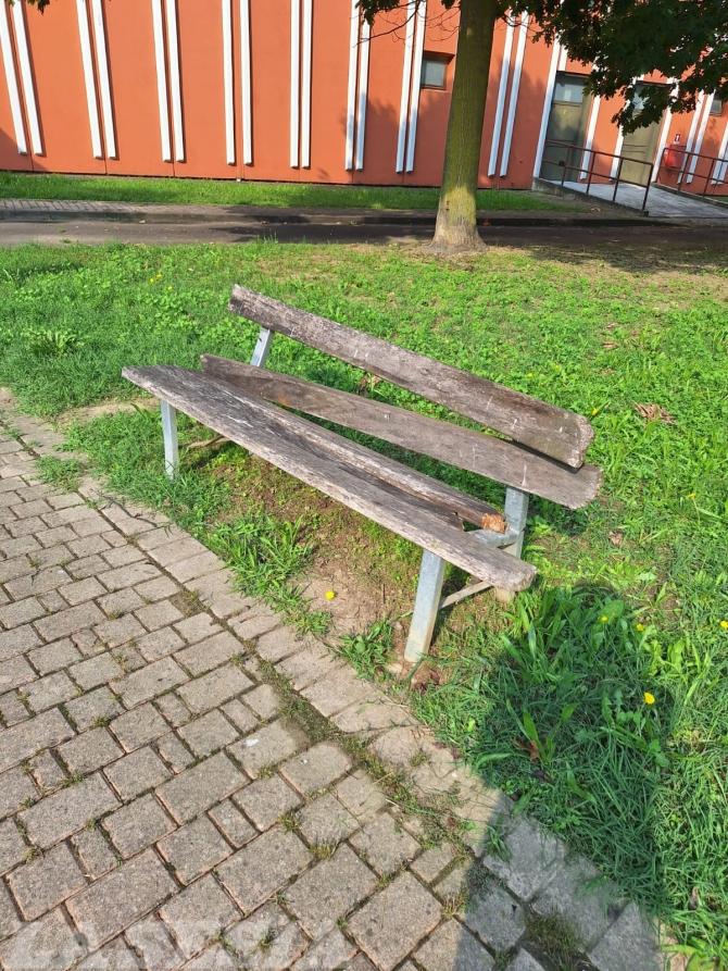 Parco via Restano
