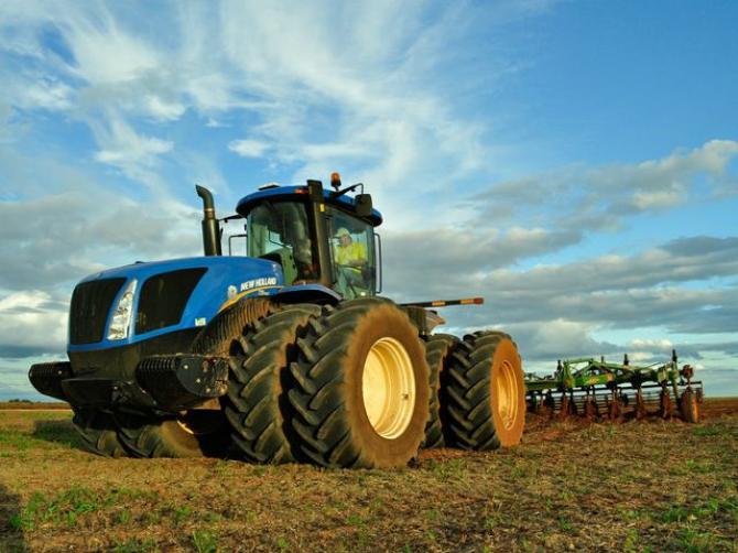 Trattore agricoltura