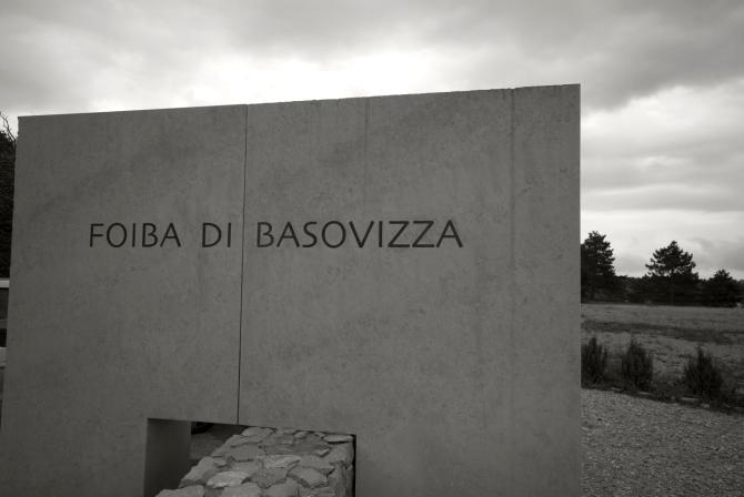 Foibe di Basovizza