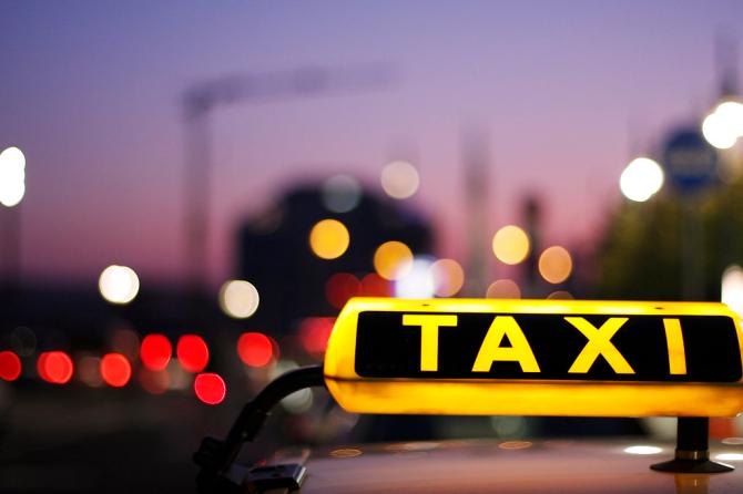 Taxi