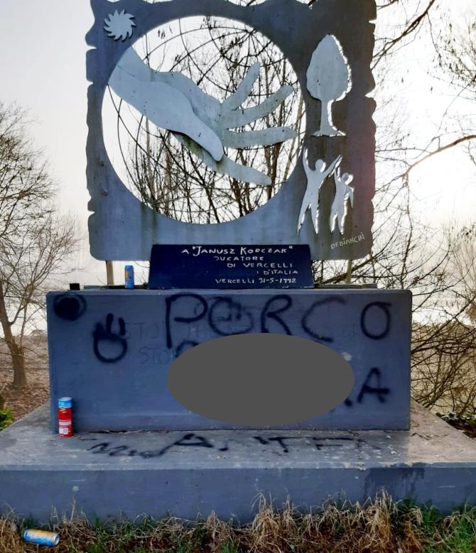 Monumento Korczak