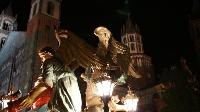 Vercelli Processione delle Macchine