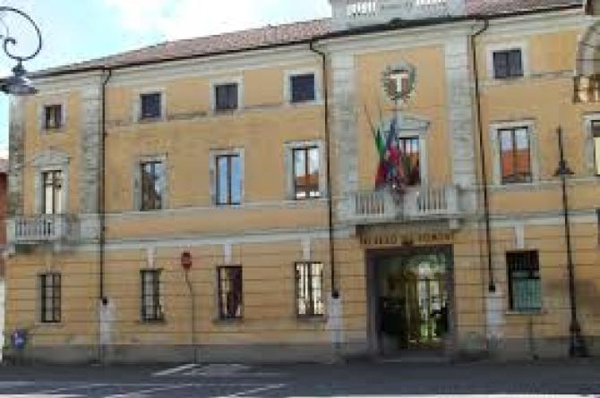 Tronzano municipio