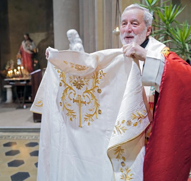 Padre Alberto Colombo