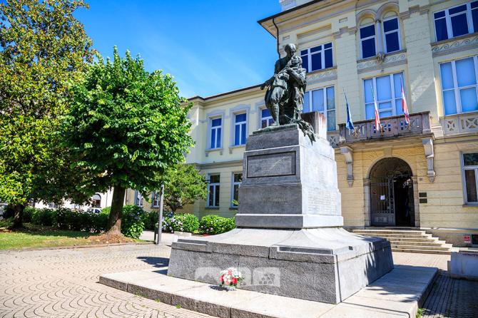 borgosesia monumento ai caduti
