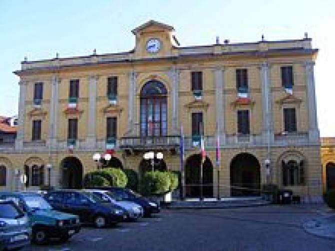 Santhià palazzo municipale