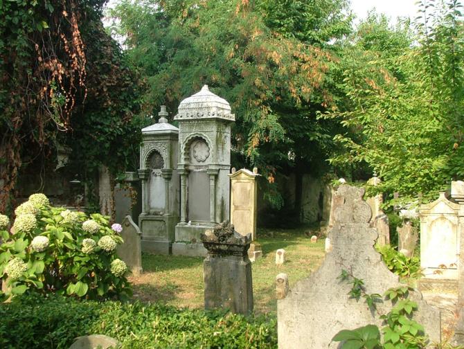Vercelli cimitero ebraico