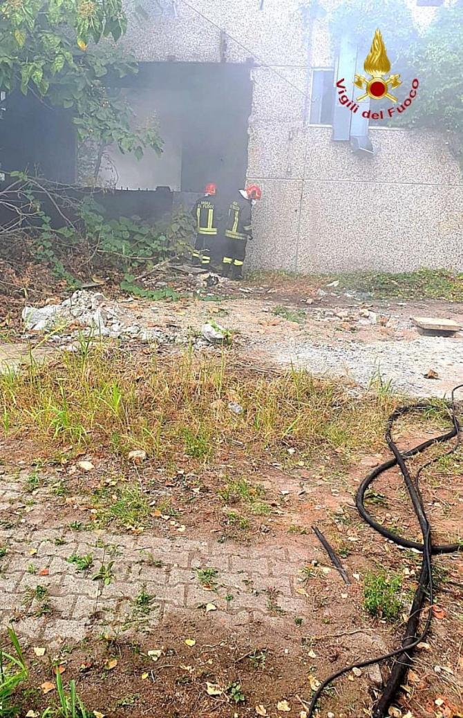 Vercelli incendio stazione