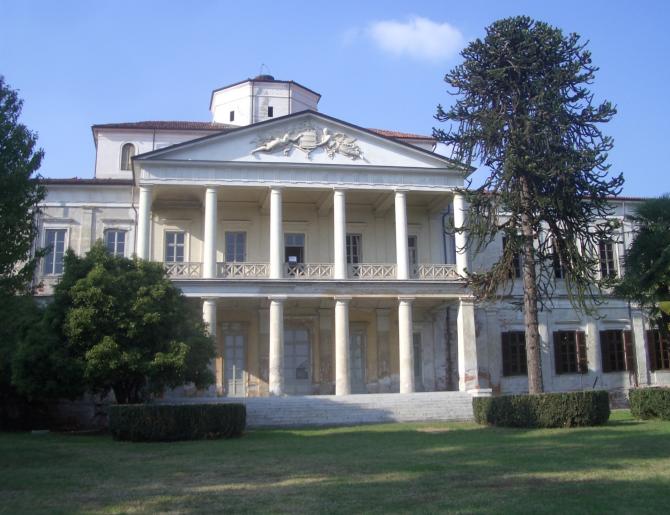 Romagnano Villa Caccia