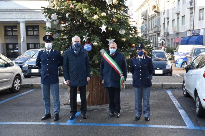 Decorazione natalizia polizia