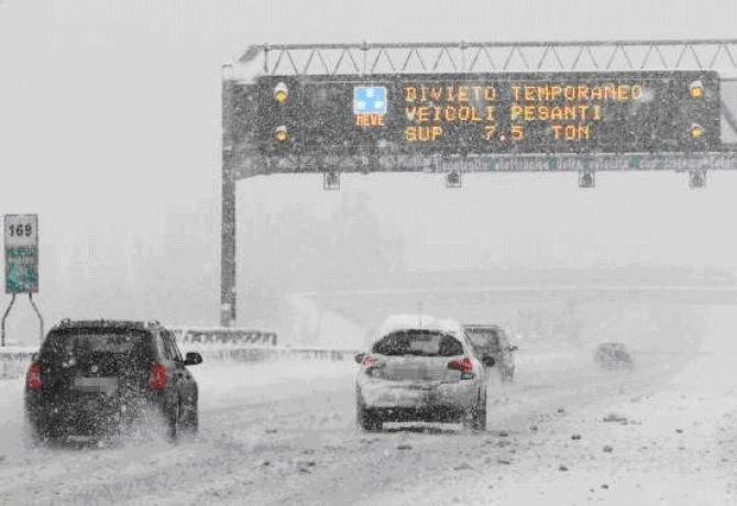 neve in autostrada