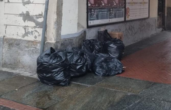 Vercelli rifiuti