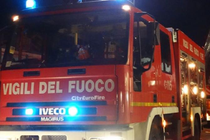 Vigili del fuoco notte