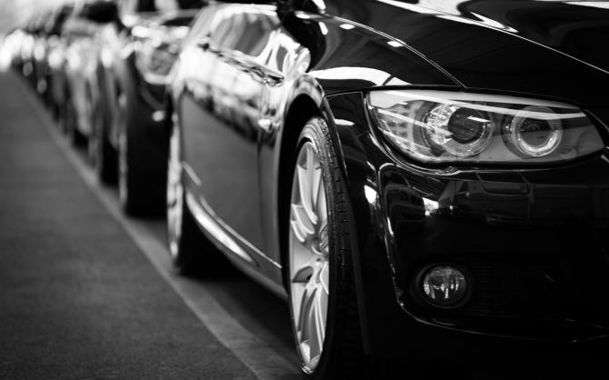 Automobile