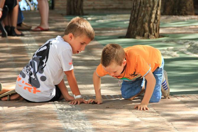 Bambini gioco