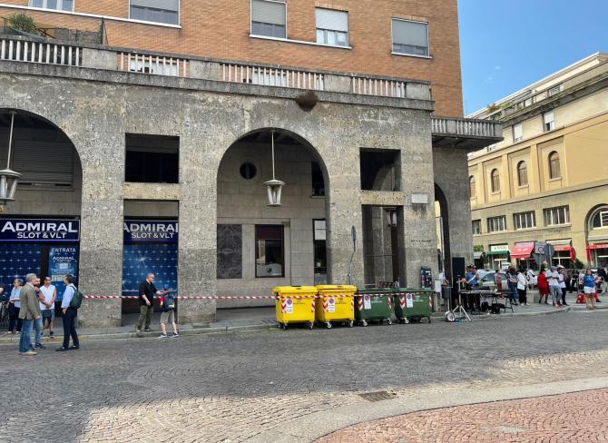 api in piazza Zumaglini Festa della Repubblica