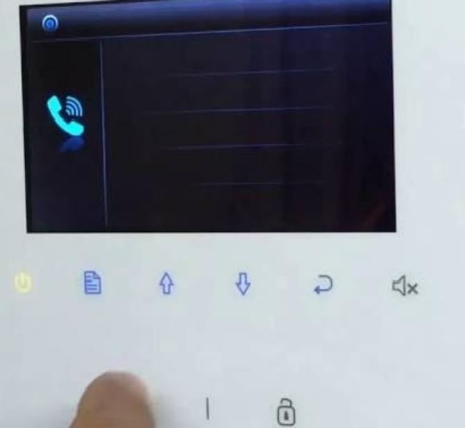 citofono touchscreen