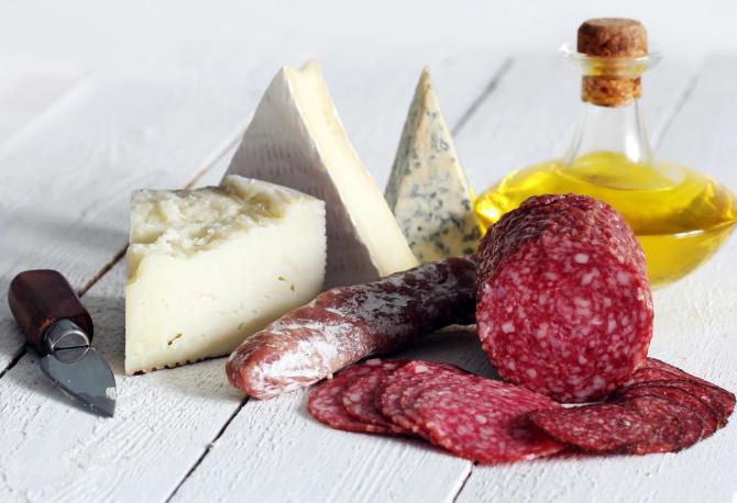 Salumi e formaggi
