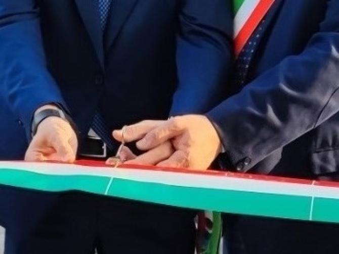 Taglio del nastro