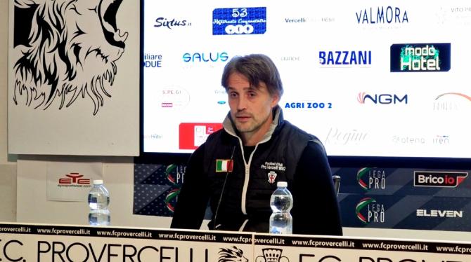 Massimo Paci allenatore Pro Vercelli Pro Vercelli