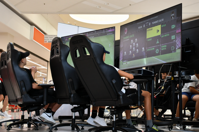 Il Centro Commerciale Vercelli ospiterà la prima tappa di "WeArena on tour"