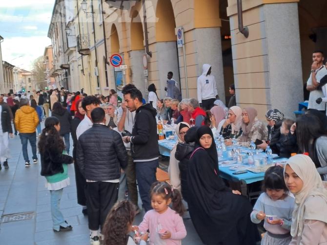Iftar sotto la mezzaluna Trino