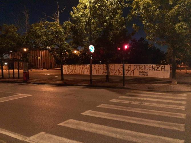 Engas  protesta tifosi