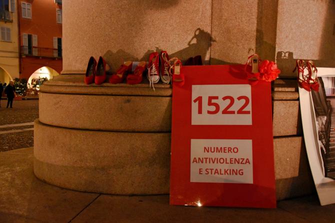 Vercelli flash mob Donne 2023