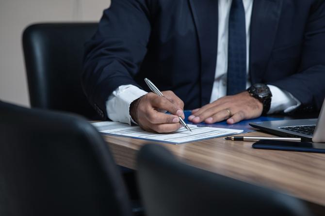 Firma consulenza avvocato