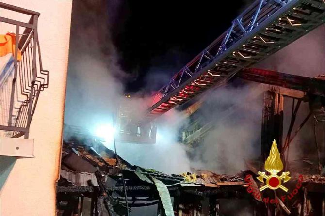 Incendio Scopello