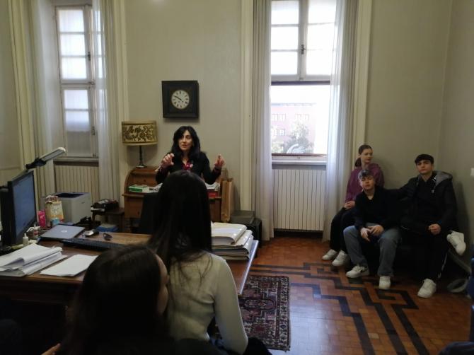 Gli allievi dell' Itis Faccio di Vercelli a lezione in Tribunale