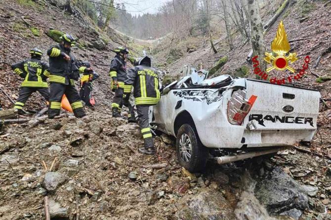 Cervatto: auto in un burrone, recuperata la salma di un uomo