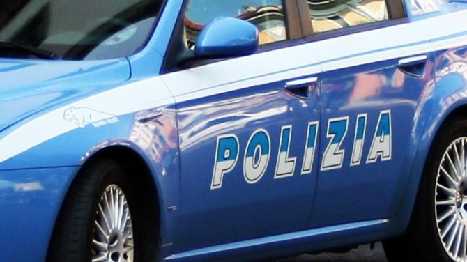 Aggredito un uomo in via Ugo Foscolo a Vercelli