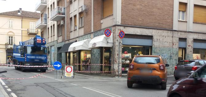 Vercelli: chiuso un tratto di via Dante