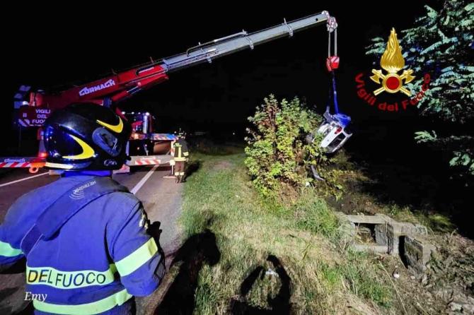 Incidente tangenziale Ovest. Vigili del fuoco
