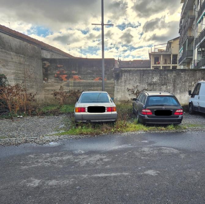 Auto via Micca